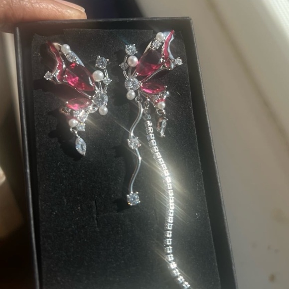 Gorgeous new sapphire shades asymmetrical butterfly silver earrings #272 - Picture 9 of 12